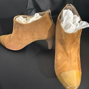 Easy Spirit- Antigravity Taupe-Women's Booties